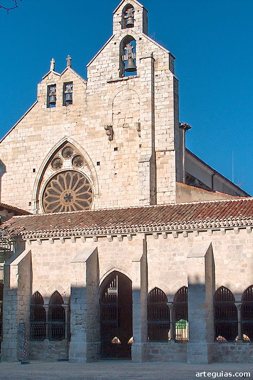 Fachada oeste de la iglesia del antiguo Convento de San Francisco de Palencia
