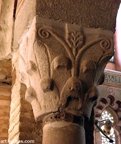 Capitel visigodo del siglo VII