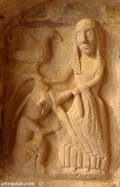 Uno de los relieves m&aacute;s interesantes de Iglesia de Santa Mar&iacute;a de Siones