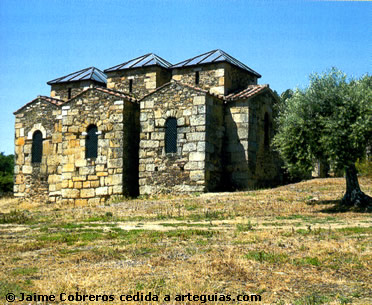 Santa Luc&iacute;a del Trampal, en Alcu&eacute;scar, C&aacute;ceres