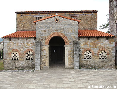 Bendones: fachada oeste