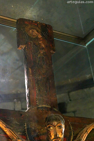 Pintura de la parte superior del Cristo de Salardú