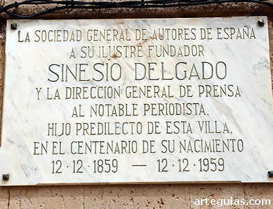 Placa conmemorativa en la casa natal de Sinesio Delgado