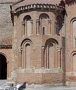 Cabecera mud&eacute;jar de San Juan de Alba de Tormes. Salamanca