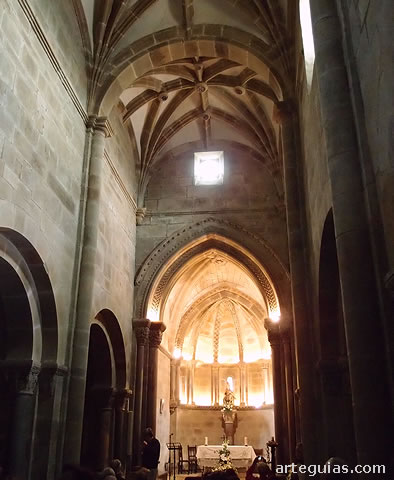 Cabecera de la Colegiata de Arb&aacute;s, Le&oacute;n