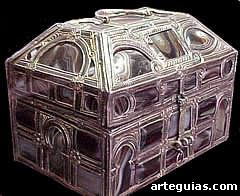 Artes suntuarias moz&aacute;rabes: Arca de las &aacute;gatas de San Isidoro de Le&oacute;n