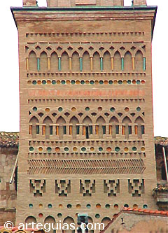 Torre mud&eacute;jar de &Aacute;teca. Zaragoza