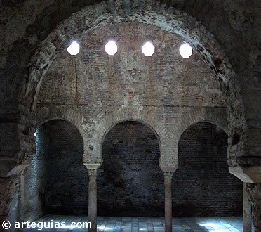 Ba&ntilde;uelos de Granada. Arte de los taifas