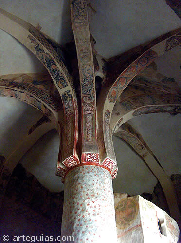 Columna-palmera de San Baudelio de Berlanga. Soria