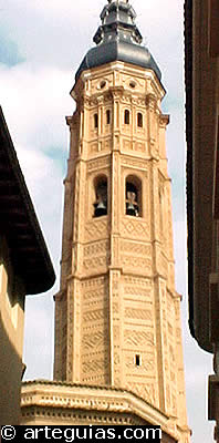 Campanario mud&eacute;jar de la Colegiata de Calatayud