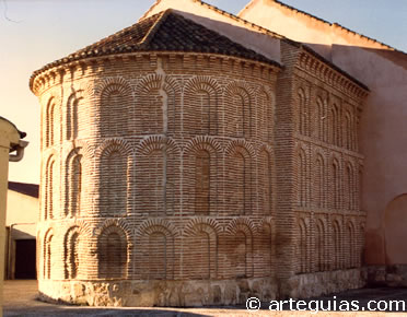 &Aacute;bside mud&eacute;jar de Camarma de Esteruelas. Madrid