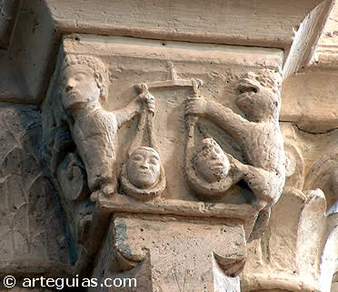 Capiteles interiores de Wamba. Valladolid