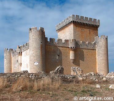 Imponente castillo de Villalonso. El m&aacute;s bello de Zamora