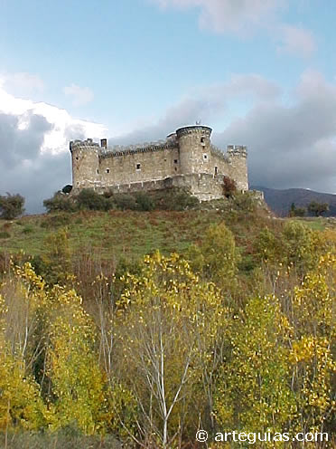 Uno de los m&aacute;s bellos castillo de &Aacute;vila: Mombeltr&aacute;n