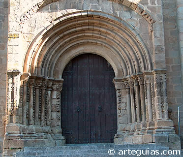 Portada de la Catedral de Plasencia