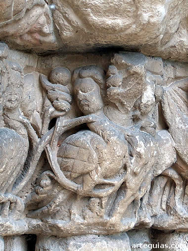 Arp&iacute;a. Puerta de Cerezo de Riotir&oacute;n