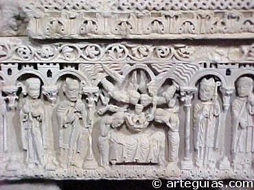Detalle de sepulcro en el Monasterio de las Huelgas. Buergos