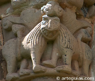 Capitel de San Mart&iacute;n de Elines