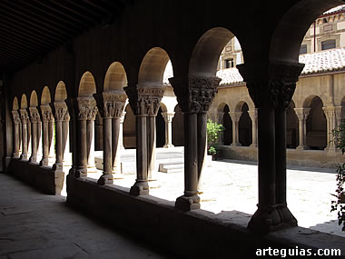 Claustro de San Pedro el Viejo de Huesca