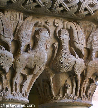 Leones en un capitel del Monasterio de Silos
