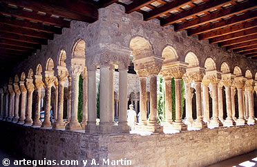 Claustro del Monasterio de L'Estany
