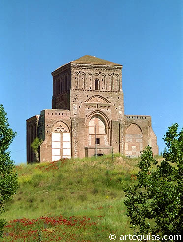 La Lugareja, antiguo monasterio junto a Ar&eacute;valo