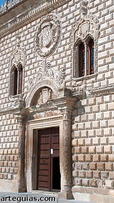Primeras muestras de la arquitectura del Renacimiento en Espa&ntilde;a: Palacio de Cogolludo