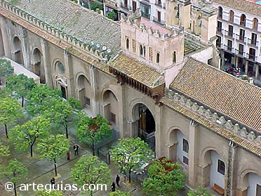 Patio de los Naranjos de la Catedral de Sevilla