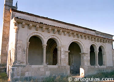 Galer&iacute;a Porticada de Tenzuela. Segovia