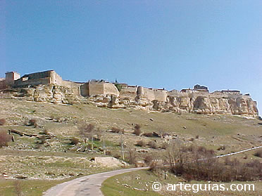 Muralla de Rello, en Soria