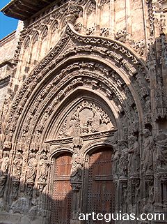 G&oacute;tico flam&iacute;gero o isabelino. Requena