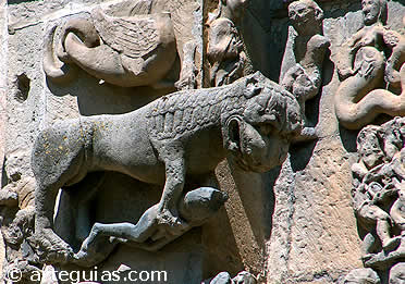 Detalle de la portada de Sang&uuml;esa