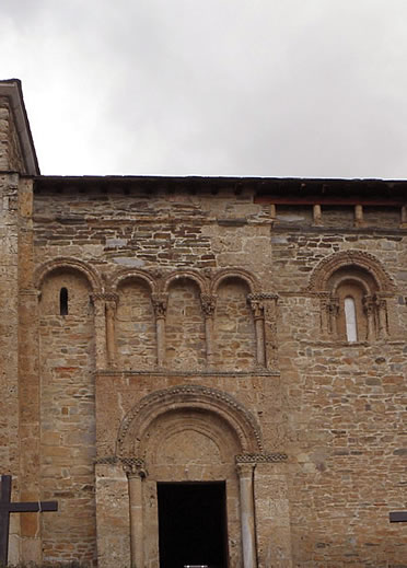 San Miguel de Corull&oacute;n. Le&oacute;n