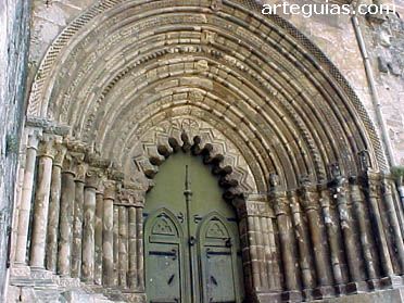 Portada de San Pedro de la R&uacute;a. Estella