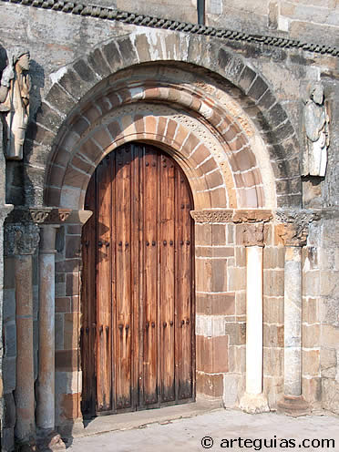 Portada sur de Santa Marta de Tera