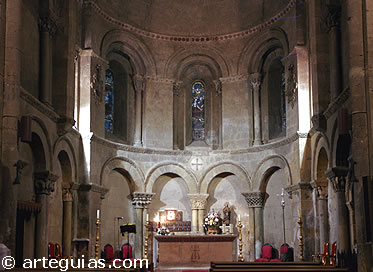 Interior de la Sant&iacute;sima Trinidad. Segovia
