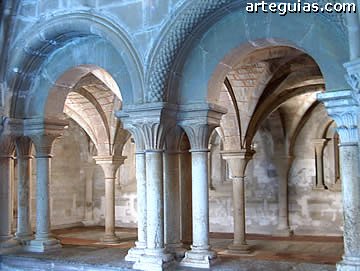 Entrada a la Sala Capitular del Monasterio de Veruela. Zaragoza. Arag&oacute;n