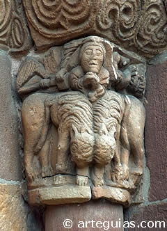 Capitel de la iglesia de Yermo