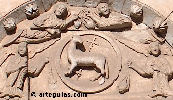 Cordero de Dios o Agnus Dei en una iglesia de Benavente