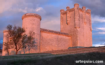 Precioso castillo de Torrelobat&oacute;n