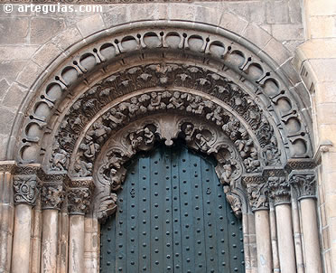 Puerta sur de la Catedral de Orense. Galicia