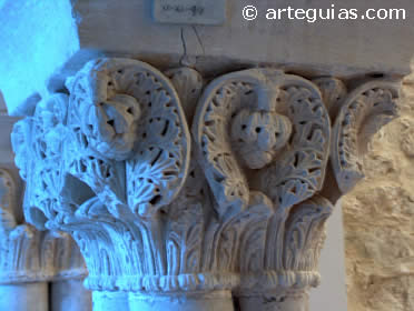 Capitel. Sala Capitular del Monasterio de la Vid. Burgos