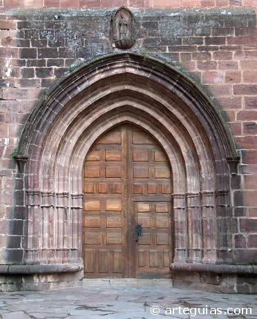 Portada del Monasterio de Valvanera.