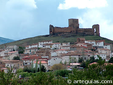 Historia de Reino de Arag&oacute;n. En la imagenn: castillo de Trasmoz