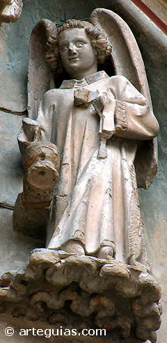 Religiosida Medeival: &aacute;ngel g&oacute;tico