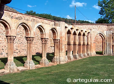 Arquer&iacute;a del claustro
