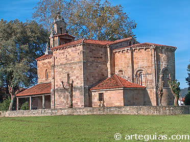 Una de las  joyas de los Valles Pasiegos: Santa Mar&iacute;a de Cay&oacute;n