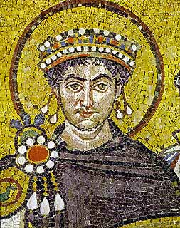 Mosaico bizantino con la imagen de Justiniano. Impulsor del Imperio