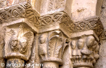 Capiteles de la portada de San Juan. &Aacute;greda, Soria