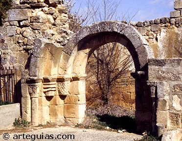 Los despoblados y las ruinas medievales son muy comunes en Soria.